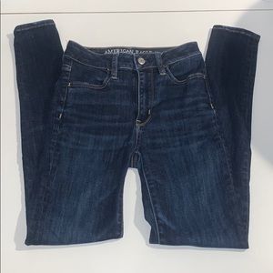 AEO dark wash super hi-rise jegging size 00